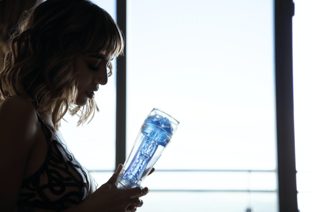 Presentamos el Flight Commander: ¡El nuevo juguete compacto de Fleshlight! - Fleshlight