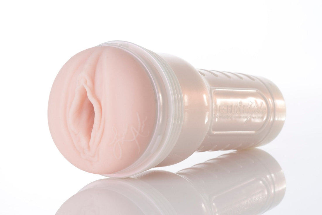 Juguetes atemporales: Fleshlight "Barracuda" de Lisa Ann - Fleshlight