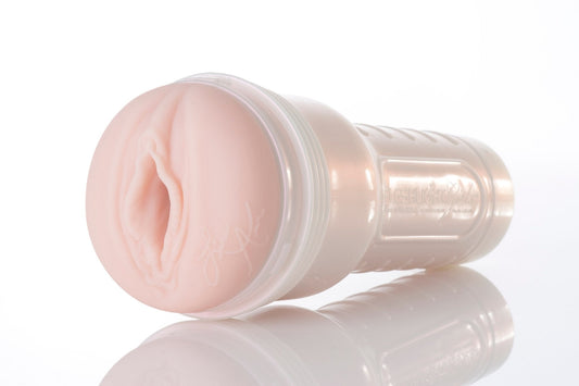 Juguetes atemporales: Fleshlight "Barracuda" de Lisa Ann - Fleshlight