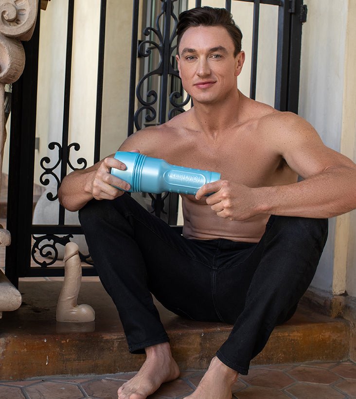 Cade Maddox Pack Alfa y Consolador - Fleshlight