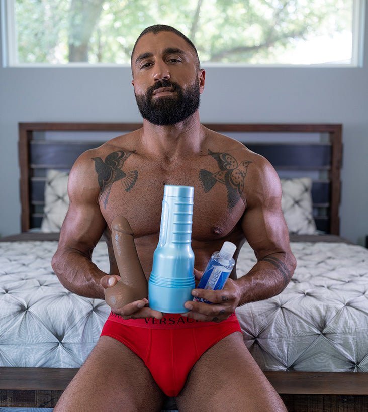 Pack Carnal y Consolador Sharok - Fleshlight